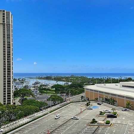 Ocean View Room At Ala Moana Fees Include Honolulu Eksteriør bilde